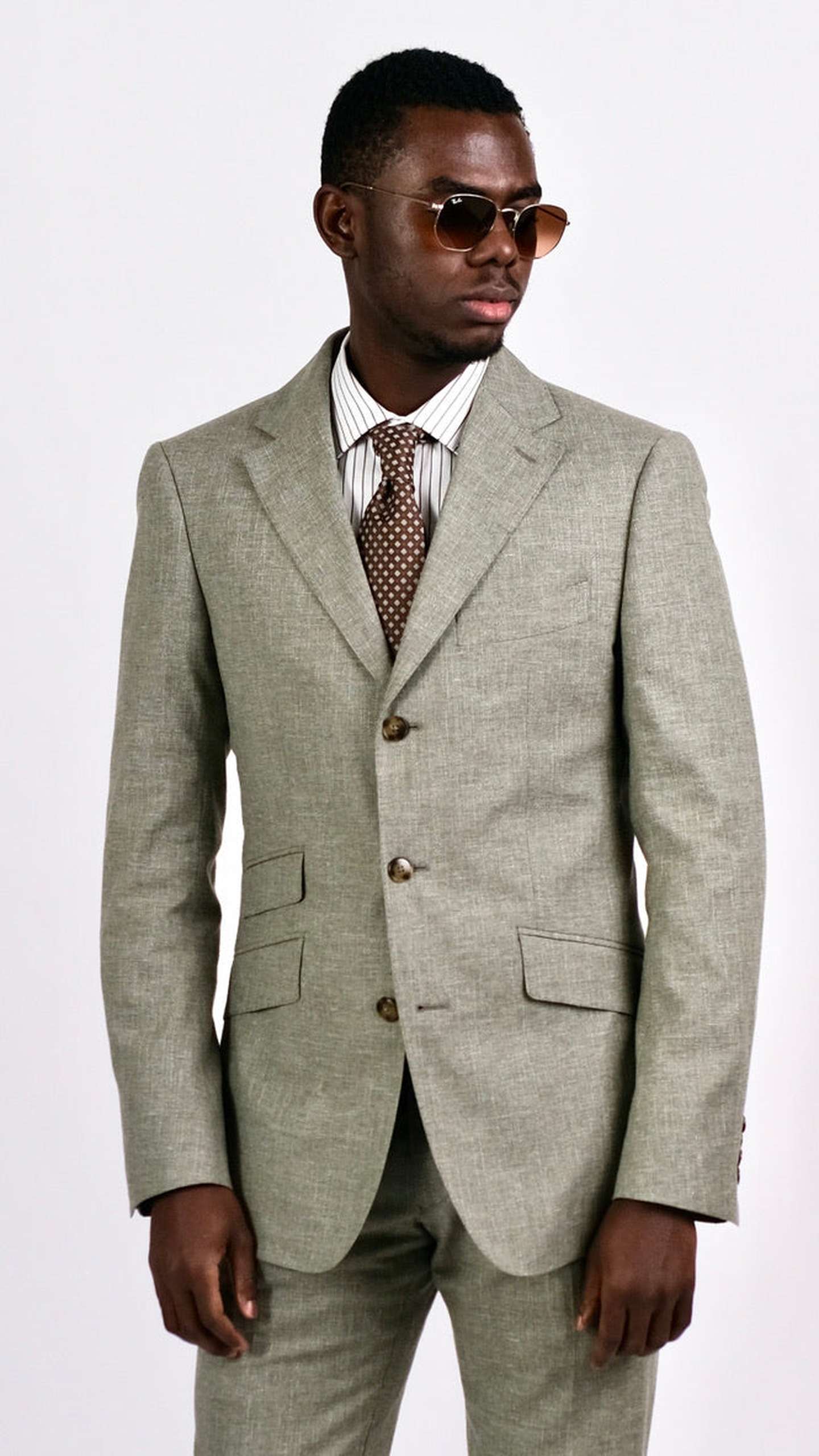 Costum Verde Deschis by Iorgoni