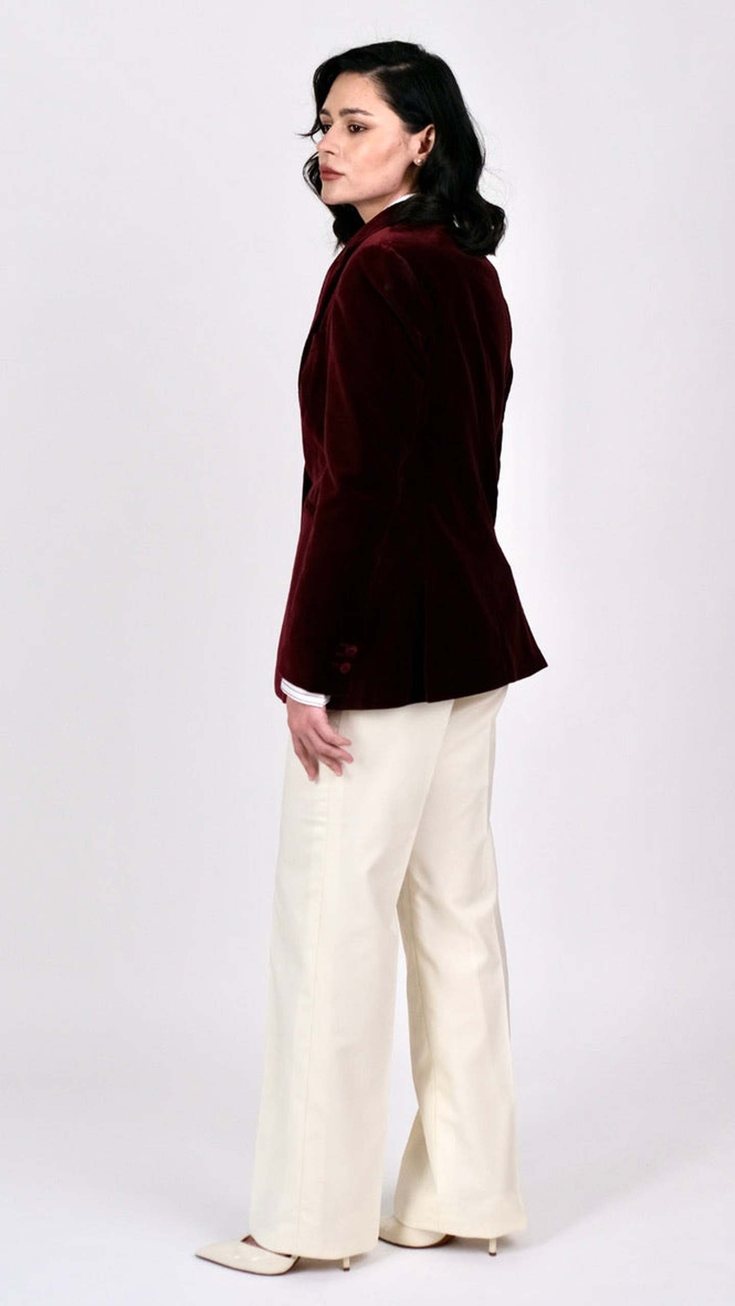 Costum din Catifea Burgundy by Iorgoni