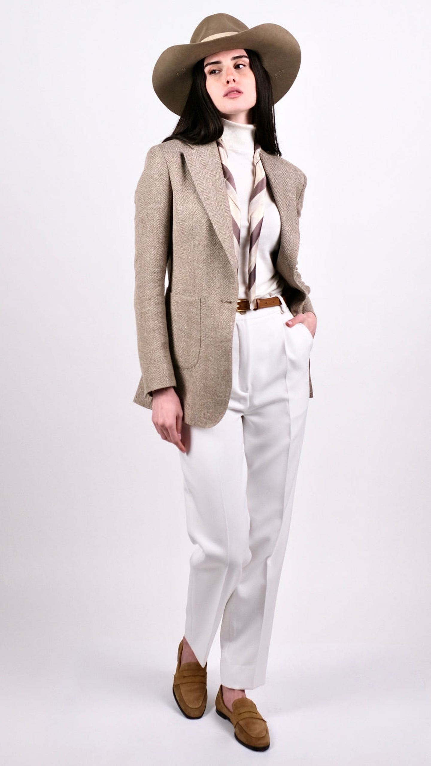 Costum Toscana by Iorgoni