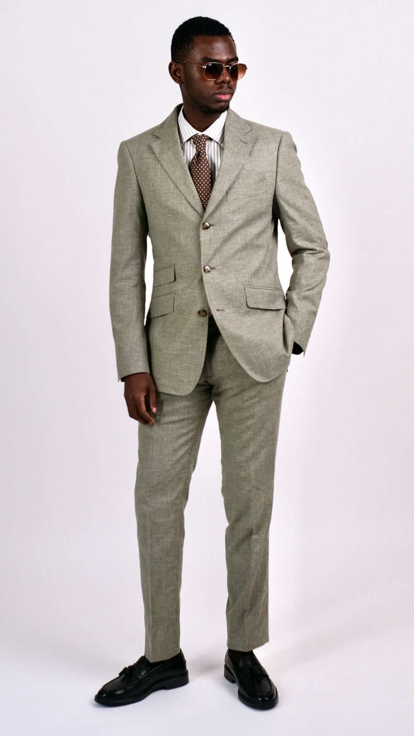 Costum Verde Deschis by Iorgoni